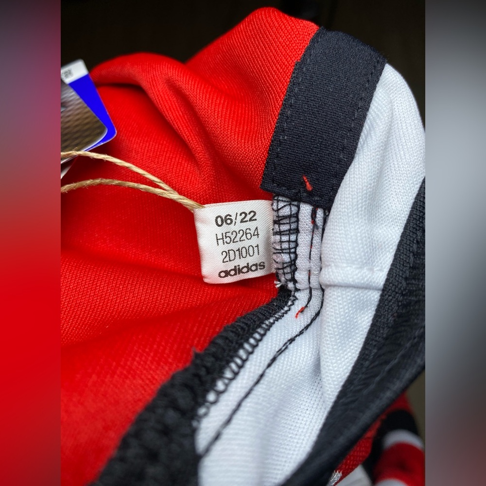 Authentic Adidas Chicago‎ Blackhawks Kirby Dach #77 NHL Jersey Men's Size XL 54 - Picture 14 of 15